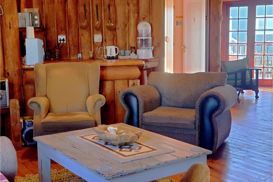 3 Bedroom Property for Sale in Boggomsbaai Western Cape